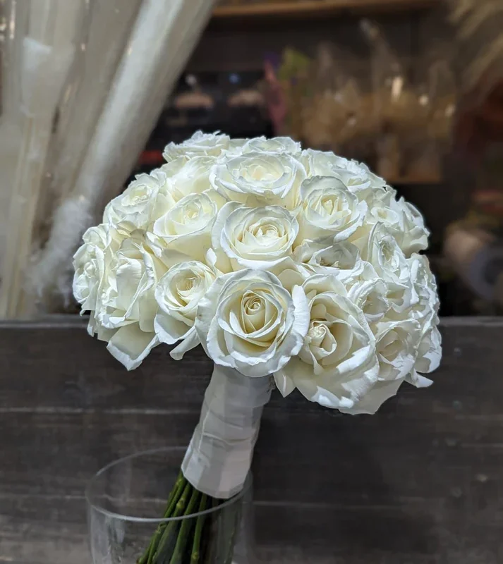 Classic Ivory Rose Dome